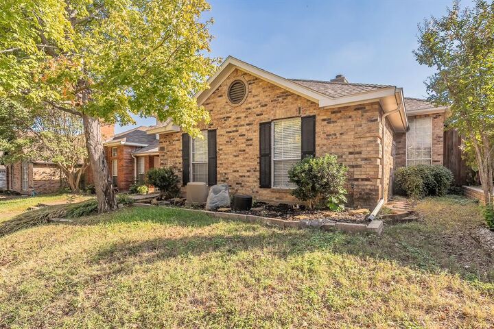 Property Photo:  1322 Overlook Drive  TX 75067 