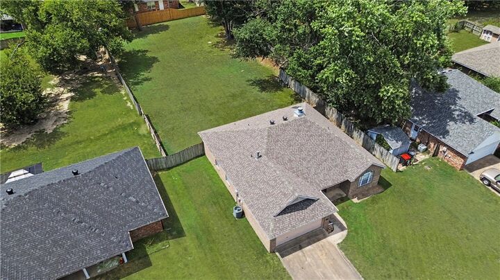 Property Photo: 3026 Silverton Street AR 72764