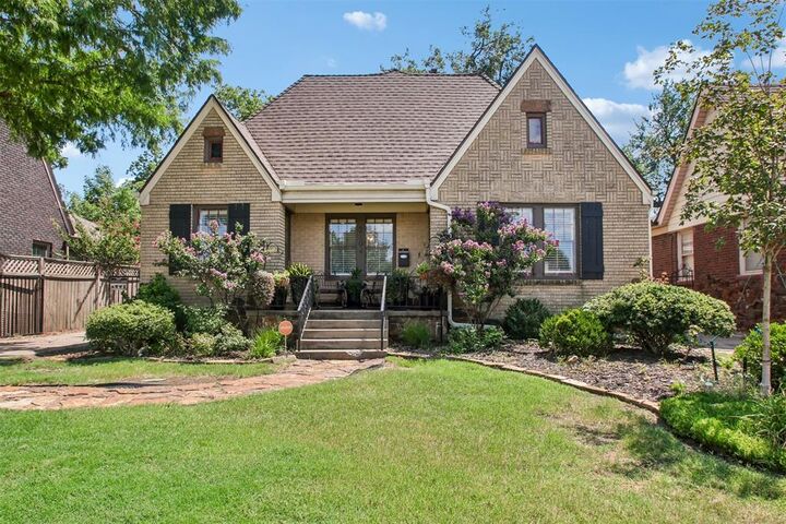 Property Photo:  2304 NW 27th Street  OK 73107 