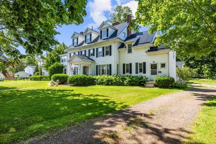 Property Photo:  99 North River Road  PE C1A 3K6 