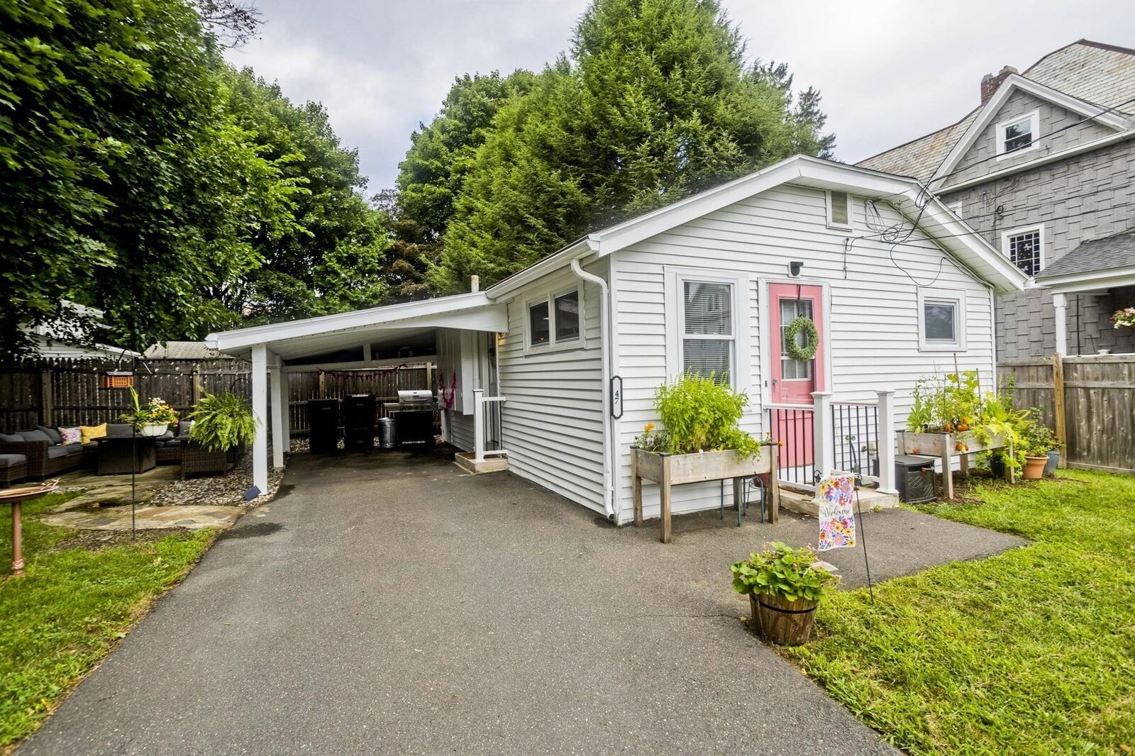 Property Photo:  47 W School St  MA 01085 