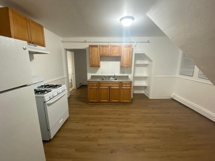 Property Photo: 133 Chesnut Street 3 MA 01902
