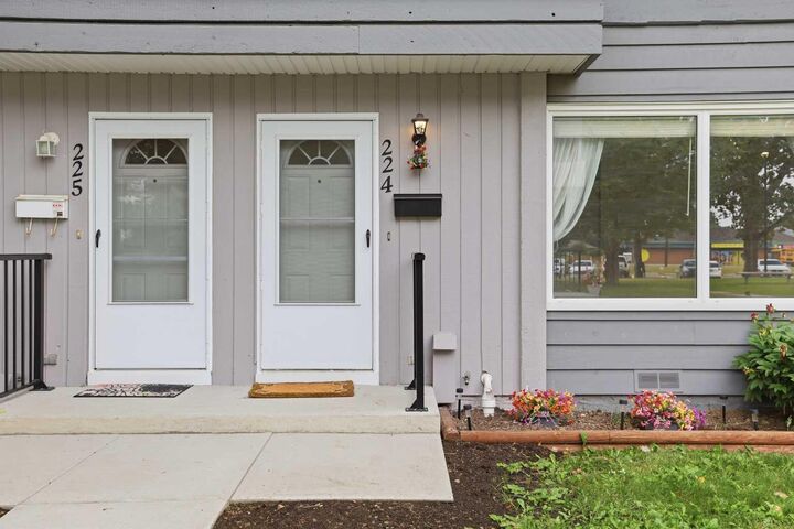 Property Photo: 999 Canyon Meadows Drive SW 224 AB T2W 2S6