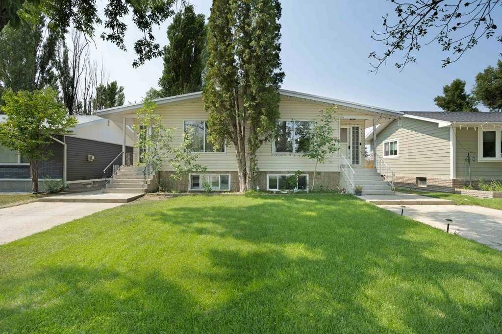 Property Photo: 11 10 Street W AB T1R 0C1