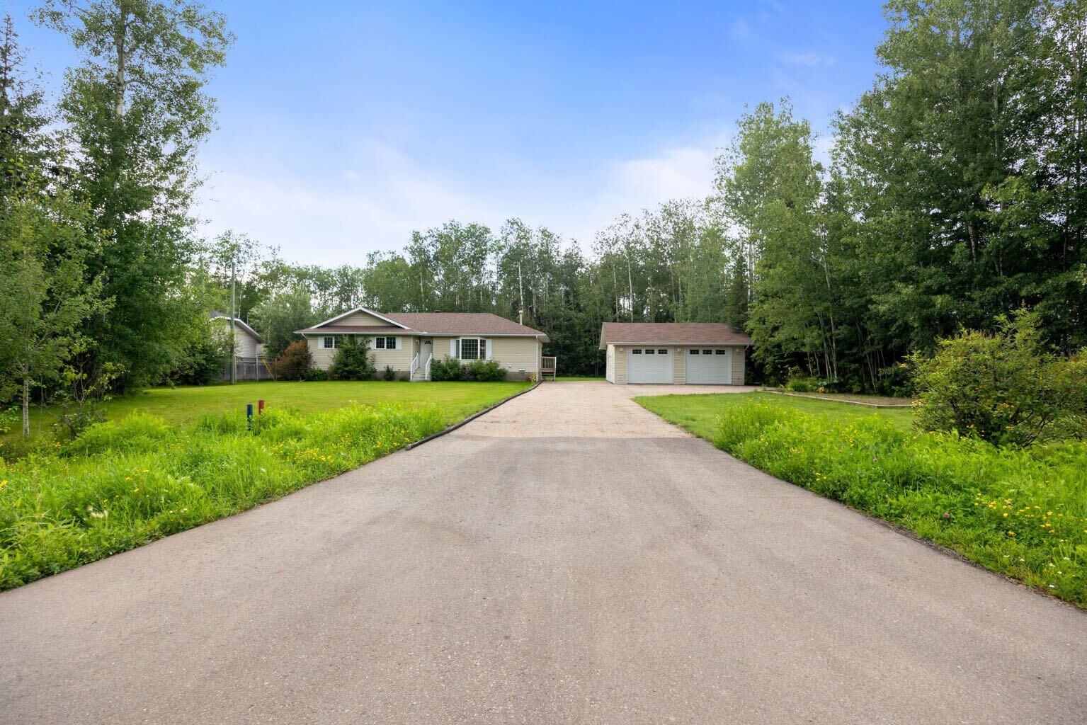 Property Photo:  205 Cheecham Drive  AB T0P 1J0 