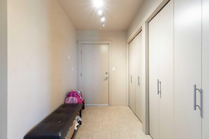 Property Photo: 8710 Horton Road SW 1811 AB T2B 0P7