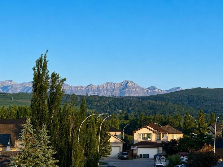 Property Photo: 101 Willowridge Drive 405 AB T0L 0H0
