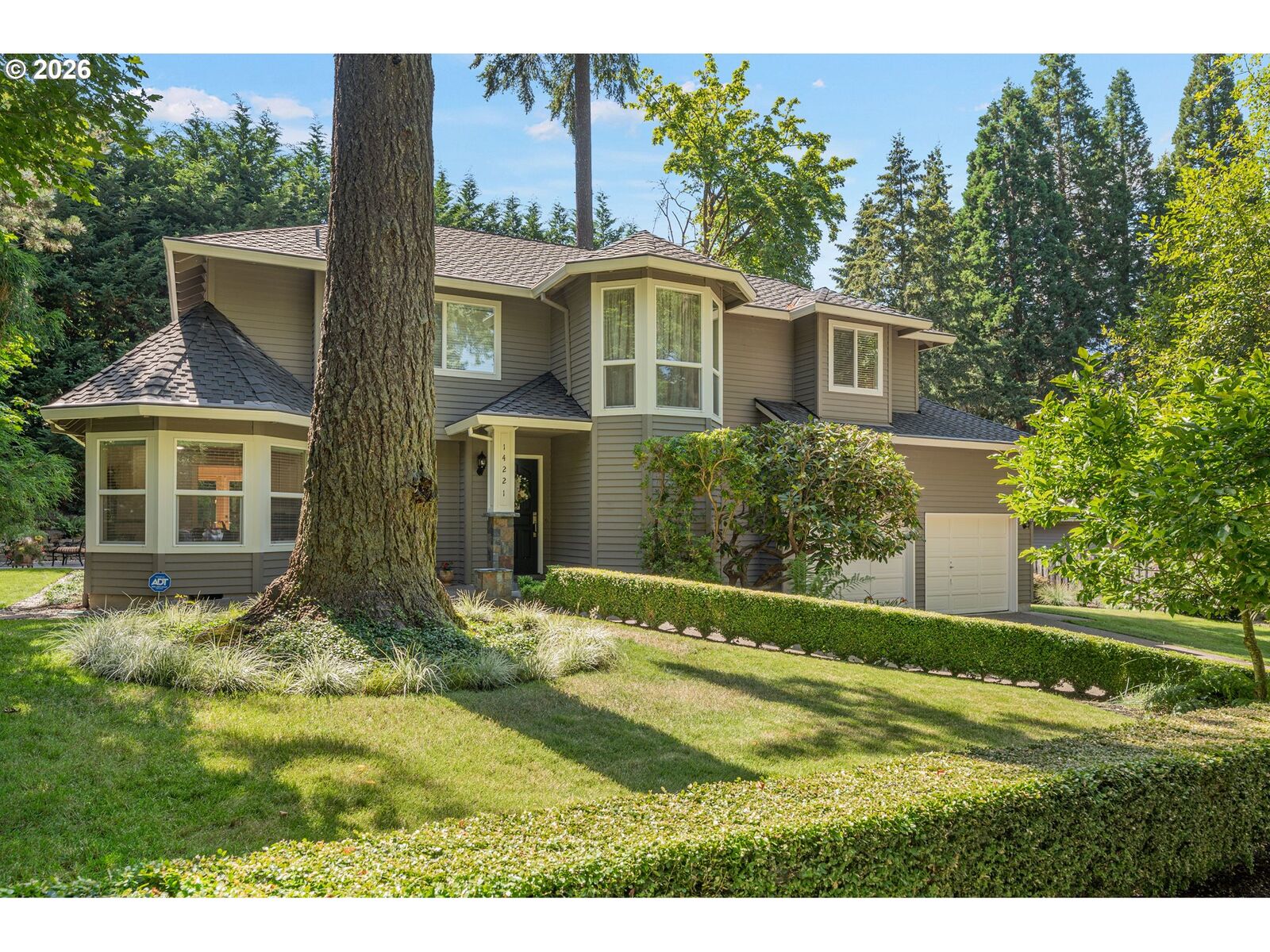 Property Photo:  14221 Dolph Ct  OR 97034 