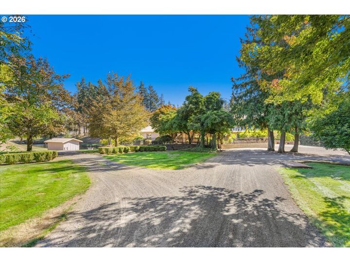 Property Photo:  22396 S Parrot Creek Rd  OR 97045 