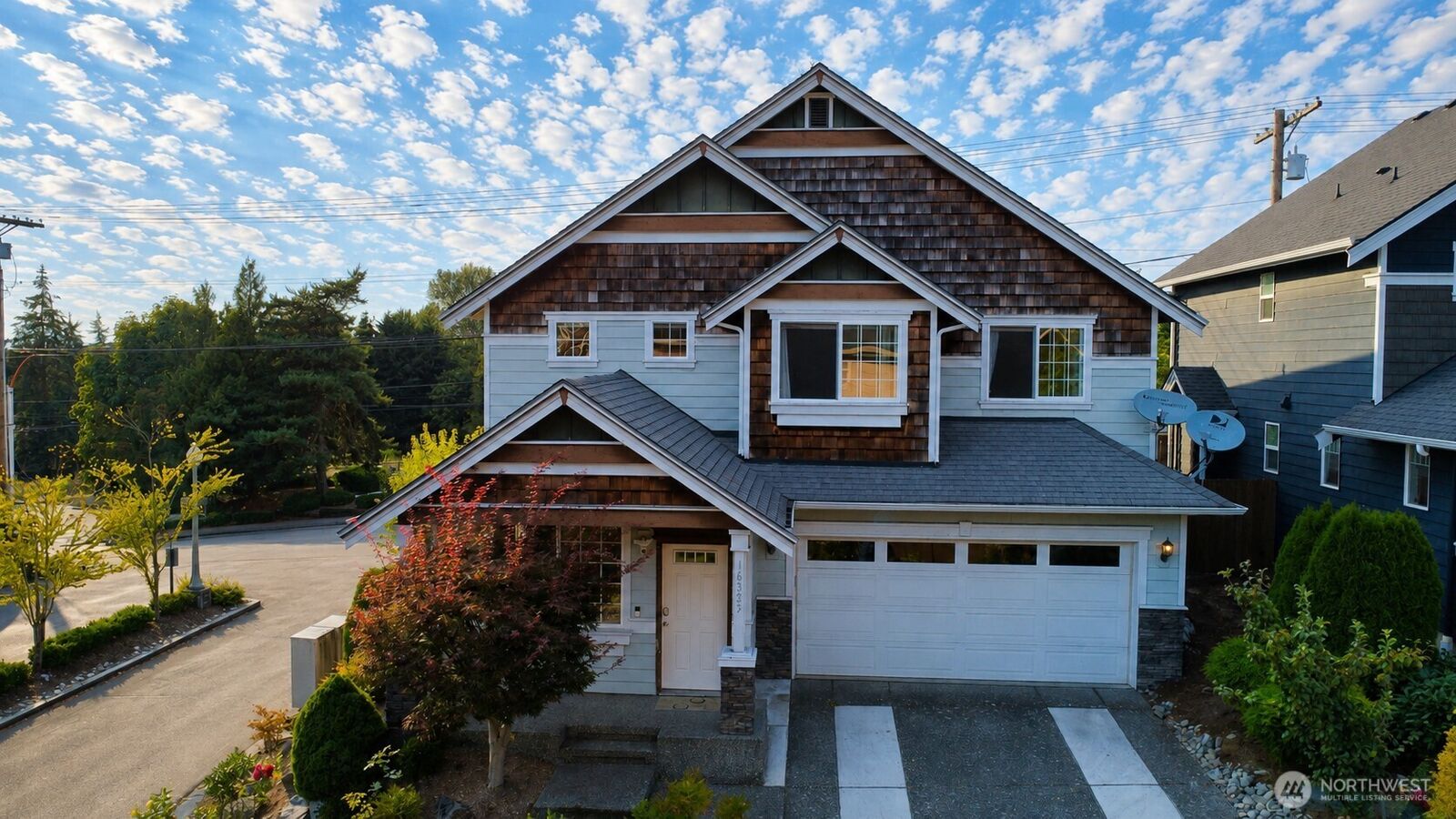 Property Photo:  16325  43rd Avenue W  WA 98087 