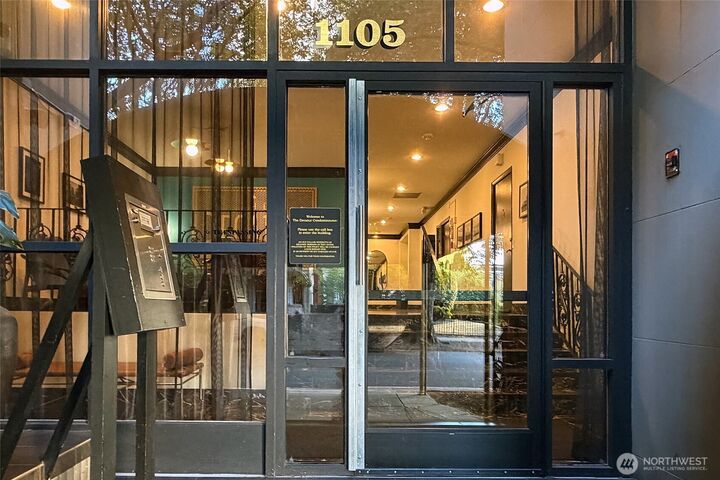 Property Photo:  1105  Spring Street 1203  WA 98104 