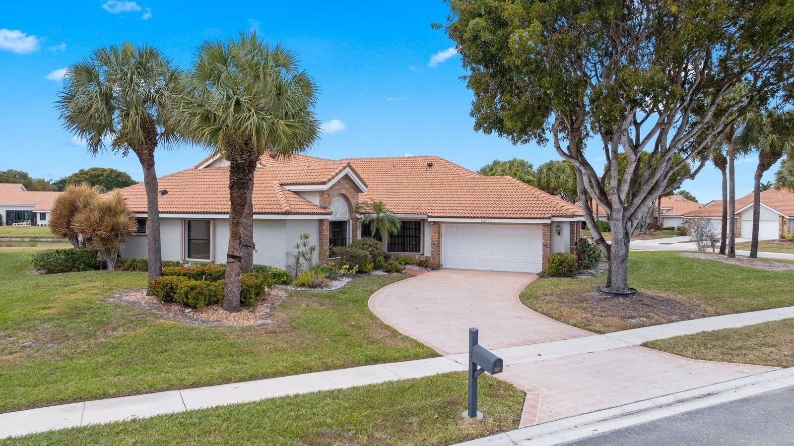 Property Photo: 8423 Juddith Avenue FL 33472