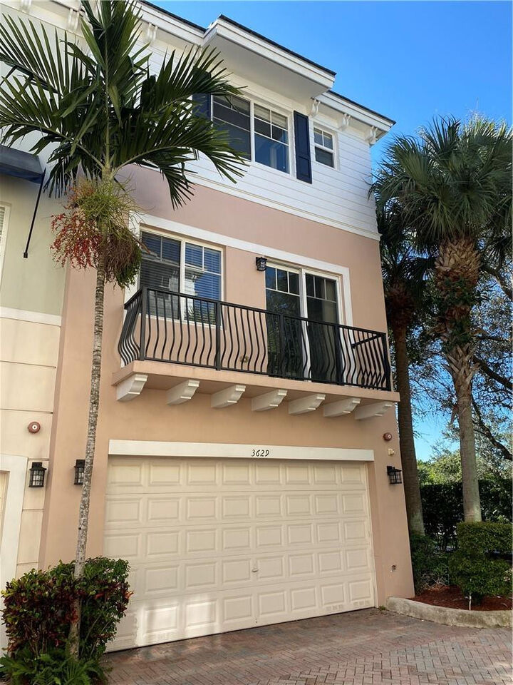 Property Photo:  3629 NW 5th Terrace  FL 33431 