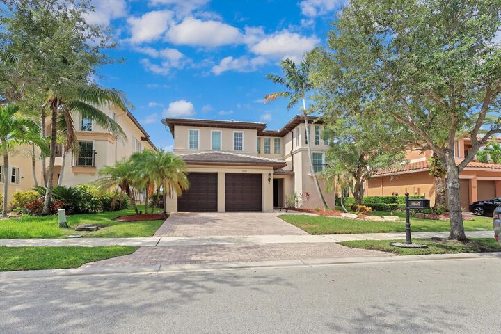 Property Photo: 10640 NW 83rd Court NW FL 33076