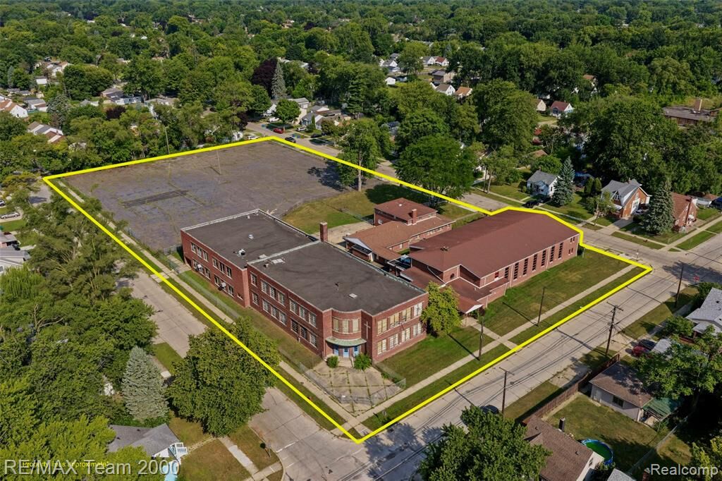 Property Photo:  26123 McDonald Street  MI 48125 
