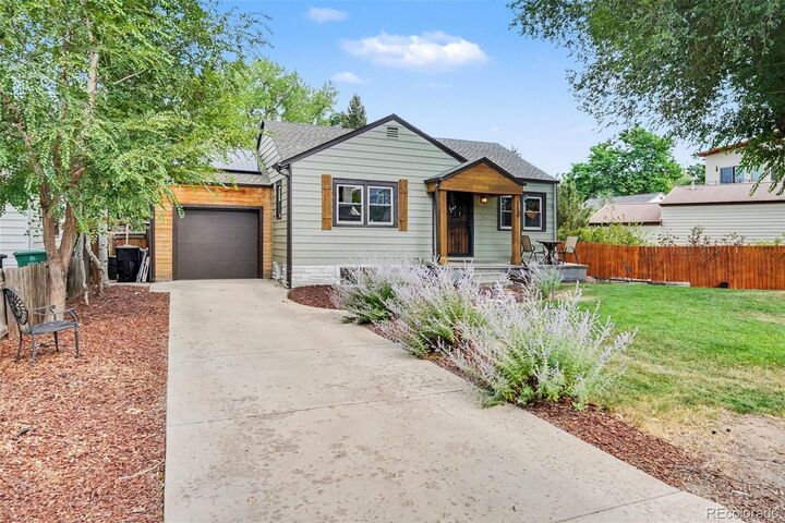 Property Photo:  2636 S Pearl Street  CO 80210 