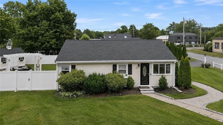 Property Photo:  15 Riverside Court  MA 02062 