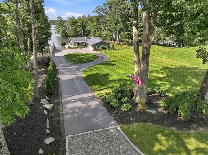 Property Photo:  16 Countryside Drive  RI 02919 
