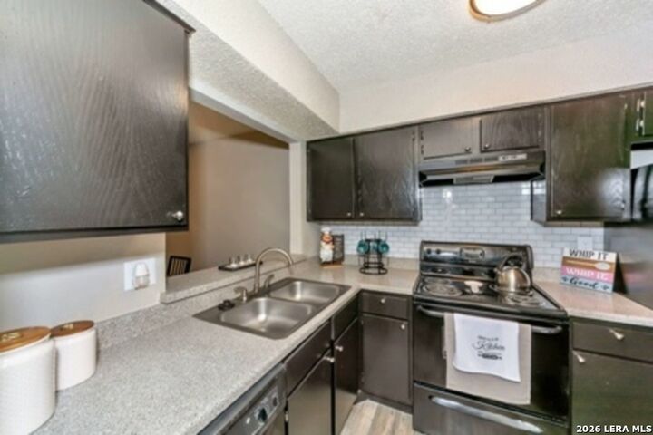 Property Photo: 500 E Loop 820 1500 TX 76112