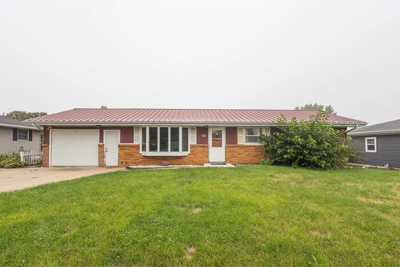 Property Photo:  240 St Ann Avenue  WI 53808 