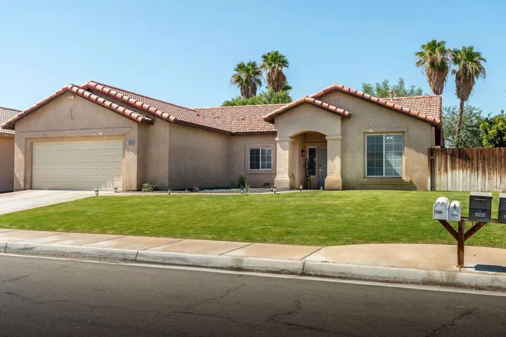 Property Photo: 72466 Julia Way CA 92276