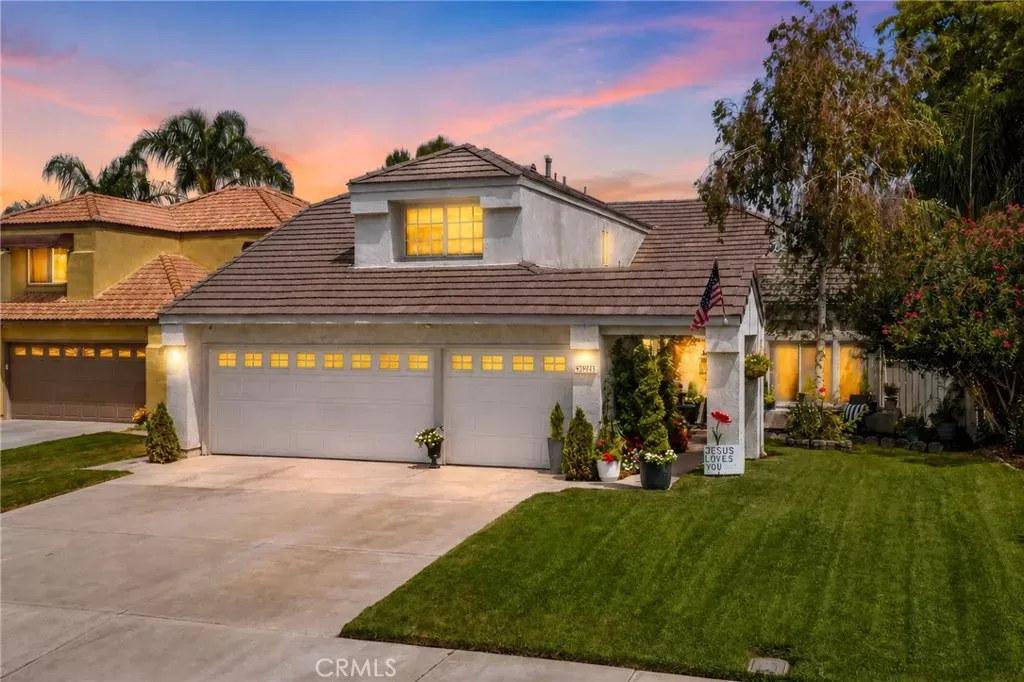 Property Photo:  30248 Calle Belcanto  CA 92584 