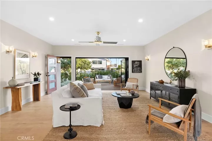 Property Photo:  354 La Perle Lane  CA 92627 
