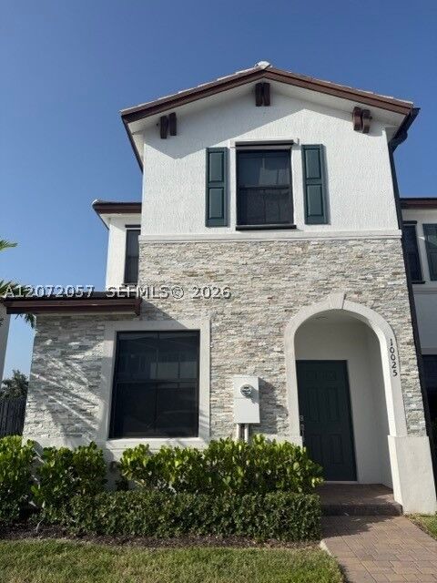 Property Photo: 10025 SW 228th Ter 10025 FL 33190