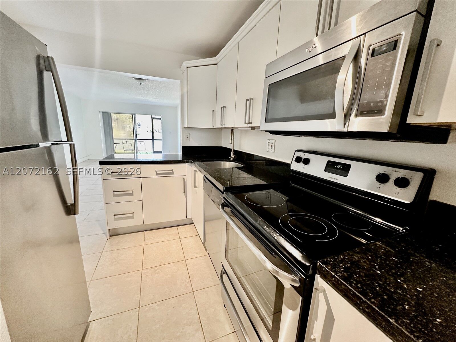 Property Photo: 7901 S Colony Cir S 104 FL 33321
