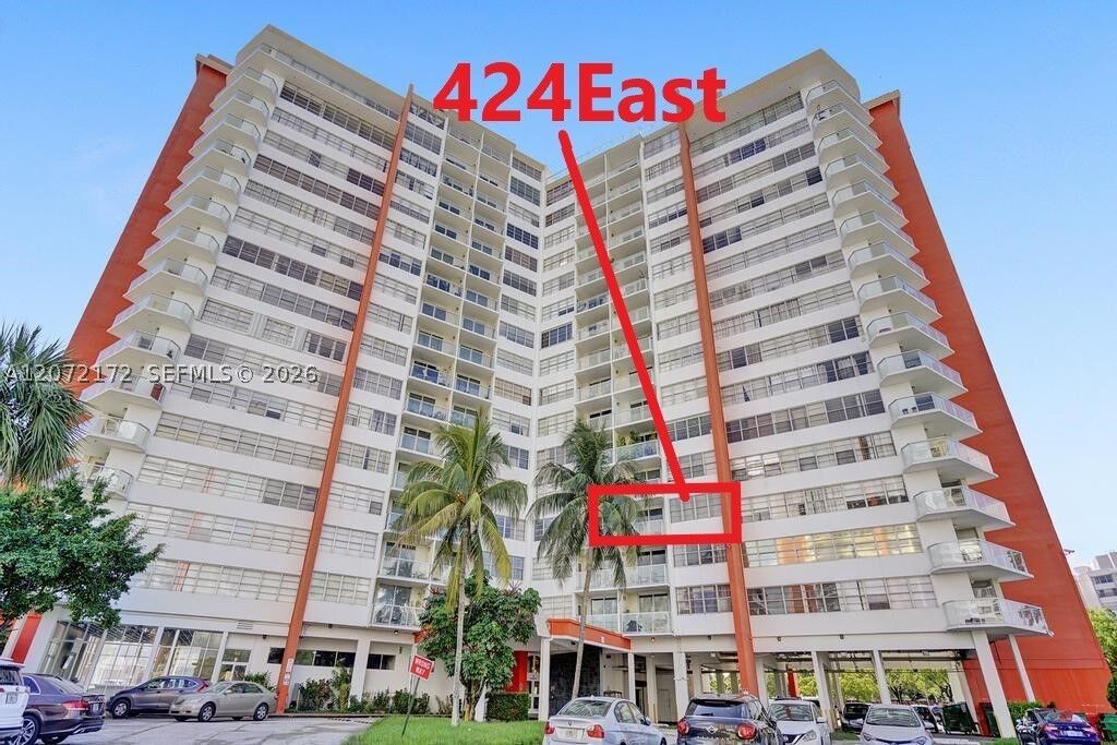 Property Photo:  1351 NE Miami Gardens Dr 424E  FL 33179 