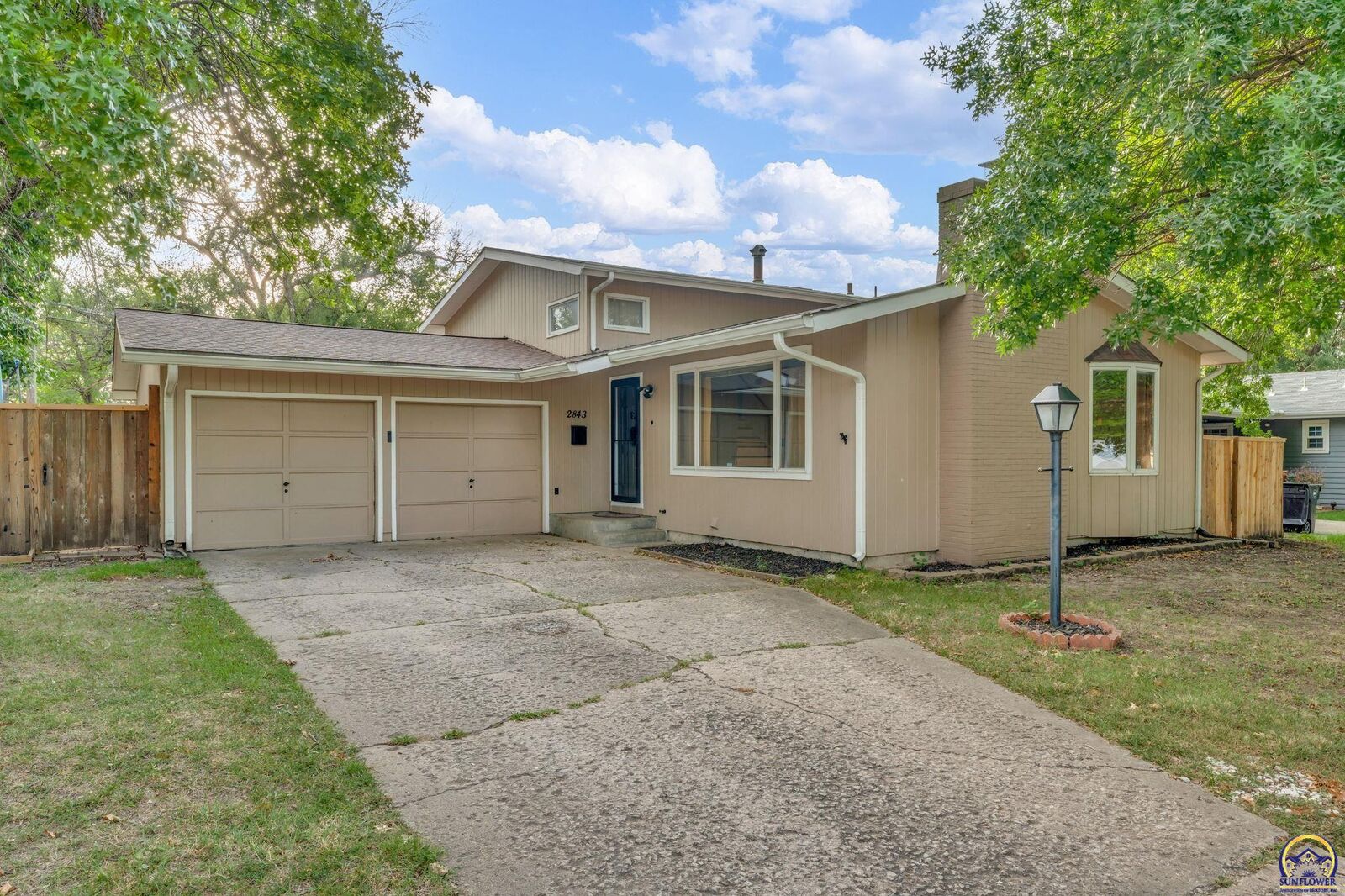 Property Photo:  2843 SW McAlister Ave  KS 66614 