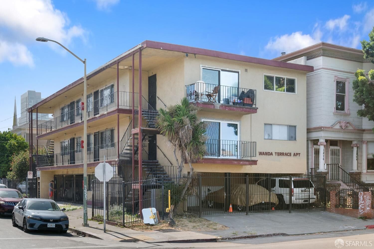 Property Photo:  1830 Castro Street  CA 94612 