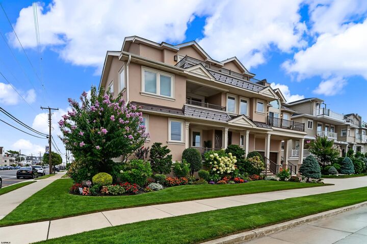 Property Photo:  2500 Atlantic Ave  NJ 08401-001 