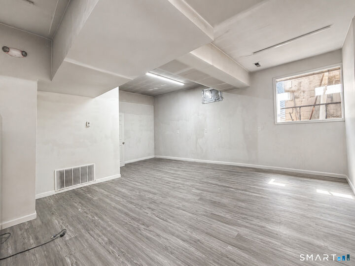 Property Photo:  77 Truman Street  CT 06320 