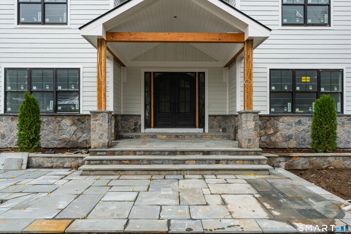 Property Photo:  22 Grouse Lane  CT 06525 