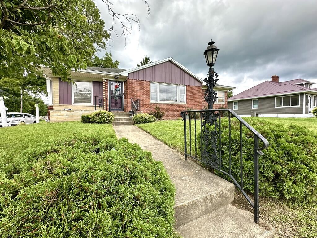 Property Photo:  306 Main  Street  OH 45612 
