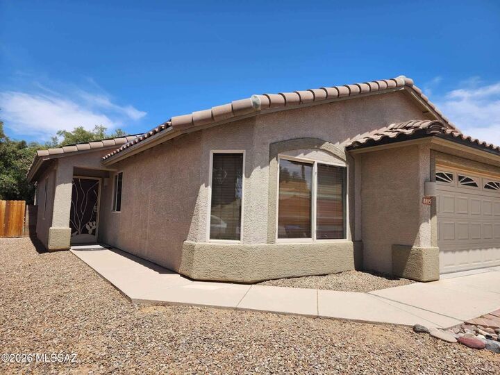 Property Photo: 8885 N Majestic Mountain Drive AZ 85742