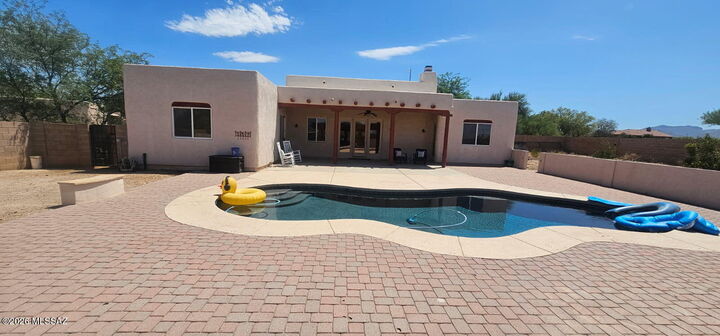 Property Photo:  13992 S Broken Spoke  AZ 85641 