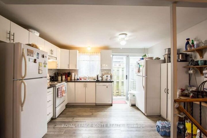 Property Photo:  170 Hickling Trail Room# 1U  ON L4M 5T8 