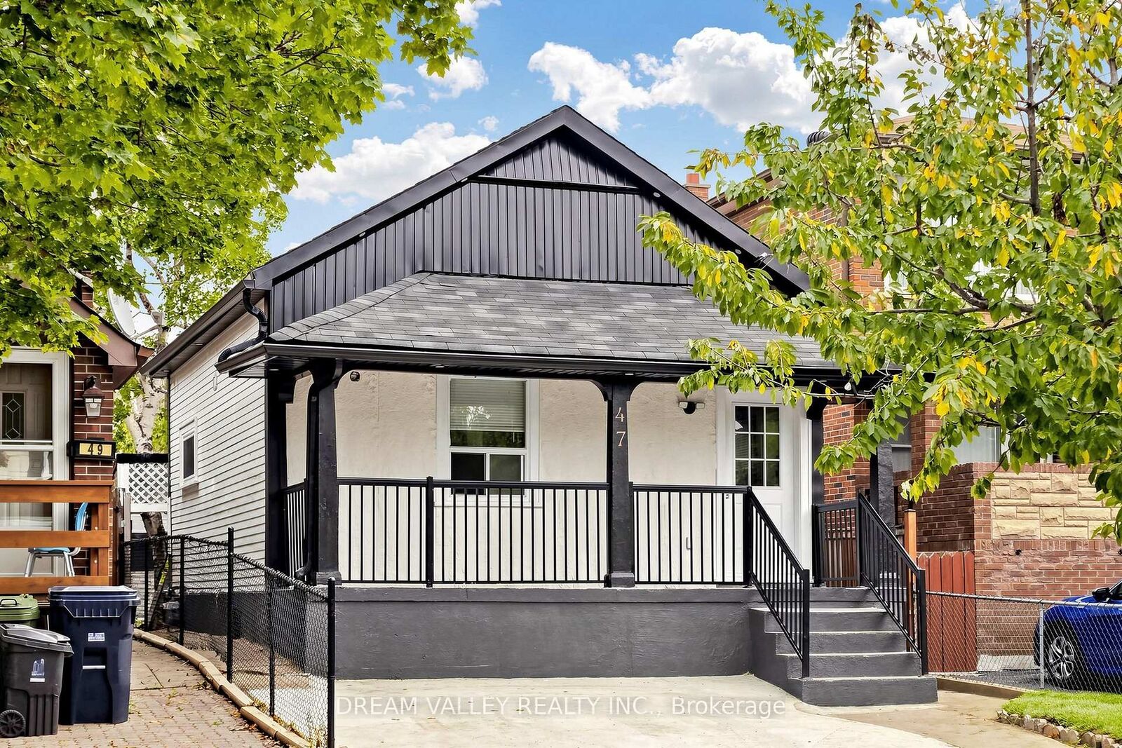 Property Photo: 47 Laurel Avenue ON M1K 3J4