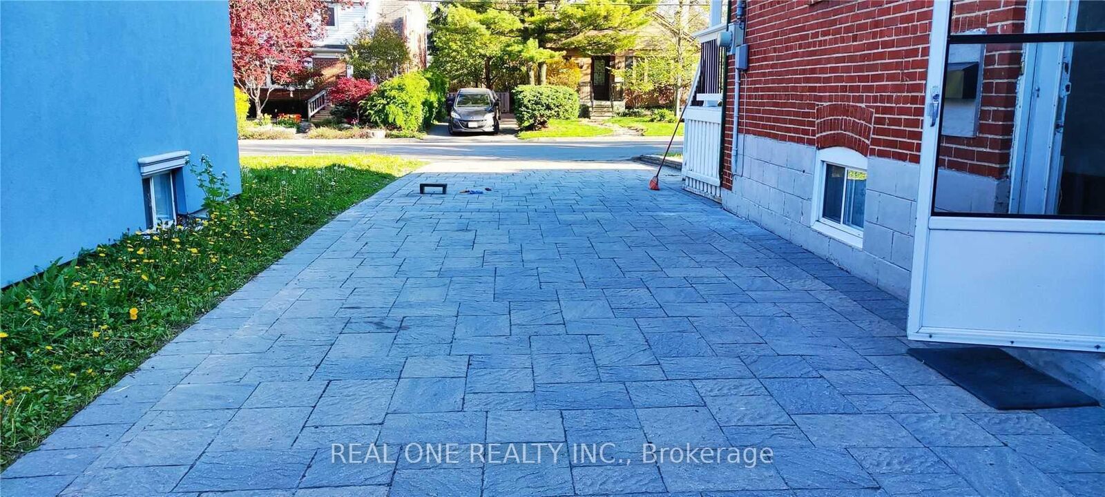 Property Photo:  42 Cadillac Avenue Lower  ON M3H 1S2 