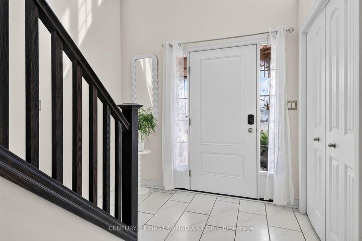 Property Photo: 10 Birchall Lane ON N5R 0J1