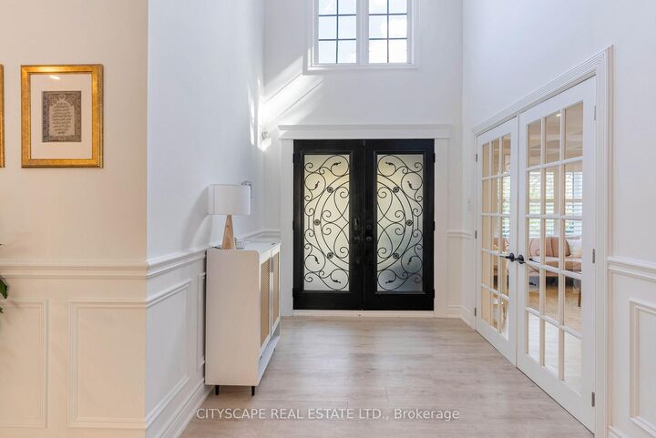 Property Photo: 4582 Badminton Drive ON L5M 3H6