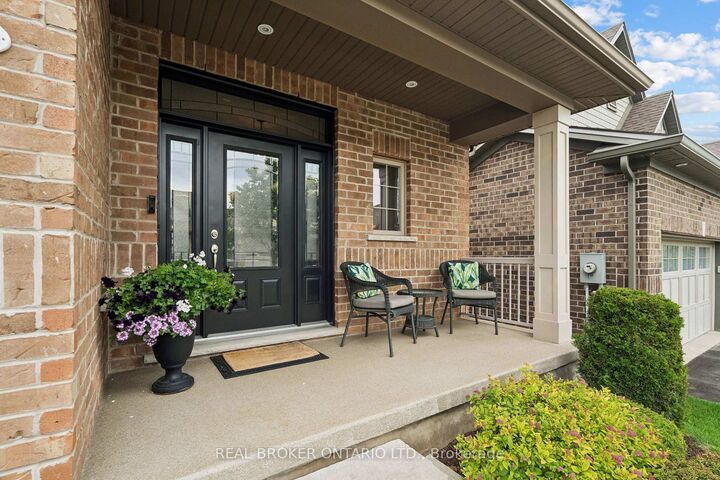 Property Photo: 14 Chestnut Drive ON N0B 2K0