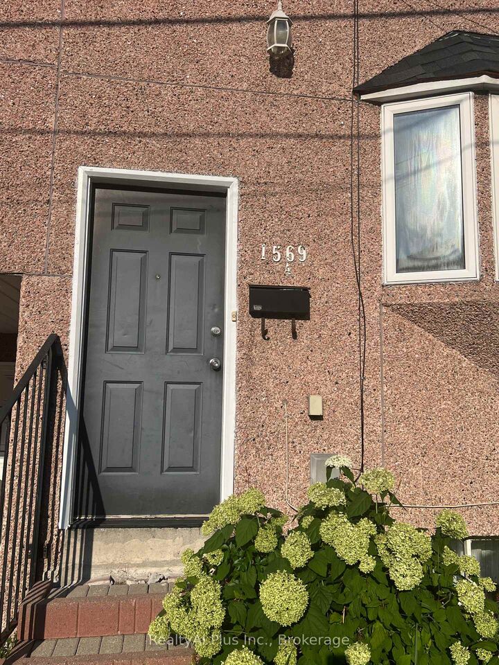 Property Photo: 1569A Kingston Road ON M1N 1R9