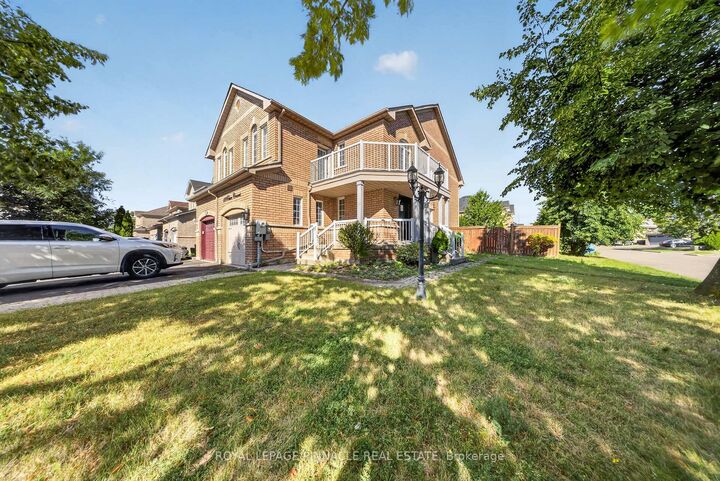 Property Photo: 23 Prince Crescent ON L7A 2C9