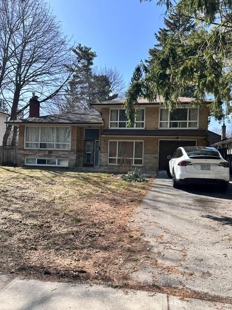 Photo de la propriété: 34 Watson Street ON M1C 1E3