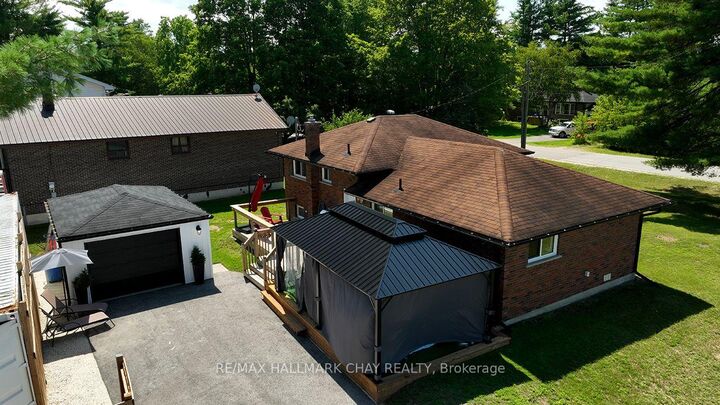 Property Photo: 29 Lee Avenue ON L0M 1B0