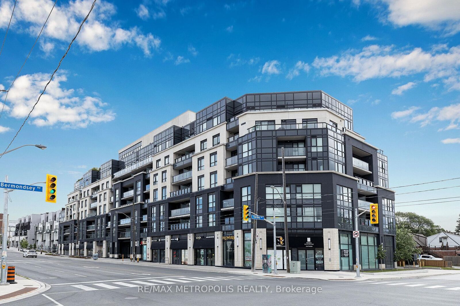 Property Photo:  1401 O'Connor Drive 510  ON M4B 2V5 