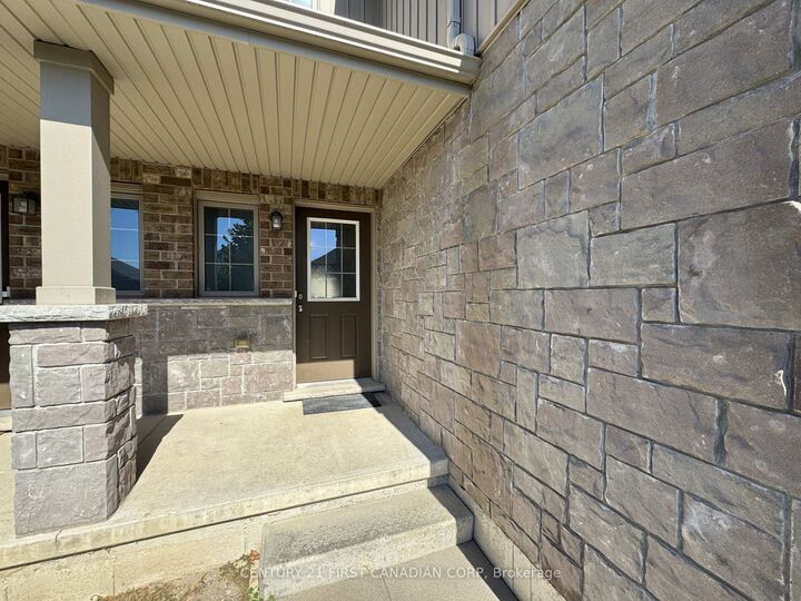 Property Photo:  3186 Singleton Avenue  ON N6L 0B8 